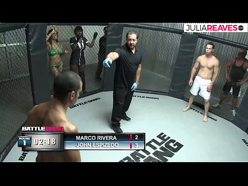❤️ Ultimate Fighter-ek zenbakizko neska bat izorratzen du ringean borroka baten ondoren ️❌ Porno gugan ☑