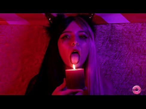 ❤️ Succubus Sexy-ren Pumada Sutsua Ahoa betetzearekin ️❌ Porno gugan ☑