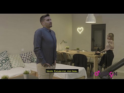 ❤️ PORNBCN 4K Titi handiak dituen emakume heldu batek analean izorratu nahi du gigolo gaztea zakar handiarekin mamada amorioa izorradura gogorra eskuko lana txakur estiloa puxa miazkatzea orgasmoa frantsesezko azpitituluak ️❌ Porno gugan ☑