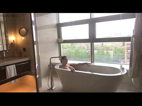 ❤️ Babe izugarria Sutsuki jertzen da bere pussy off bainugelan ️❌ Porno gugan ☑